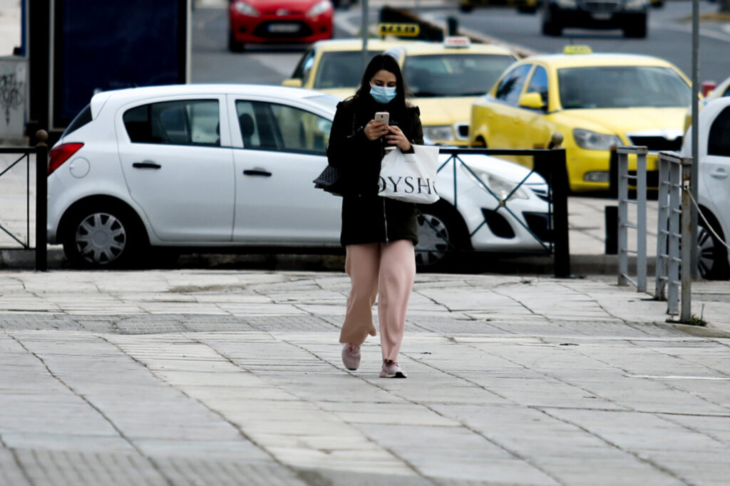 Πυζάμες και… σαγιονάρες αγόρασαν περισσότερο οι Έλληνες το 2020