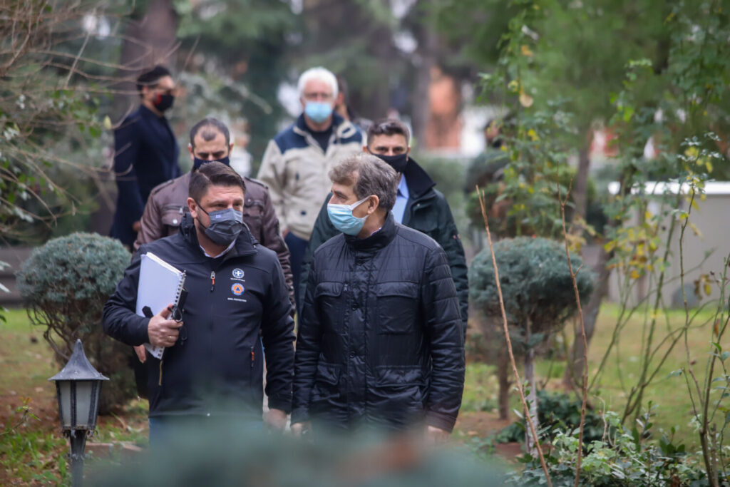 Στη Θεσσαλονίκη Χρυσοχοΐδης και Χαρδαλιάς: «Δεν υπάρχει θέμα αυστηροποίησης των μέτρων»