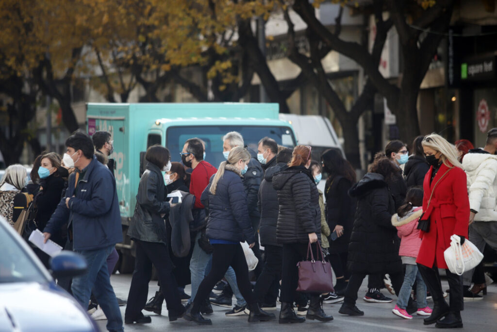 Κορωνοϊός: 11.883 κρούσματα, 51 θάνατοι και  425  διασωληνωμένοι