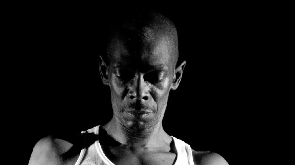 Maxi Jazz: Πέθανε ο τραγουδιστής του συγκροτήματος Faithless