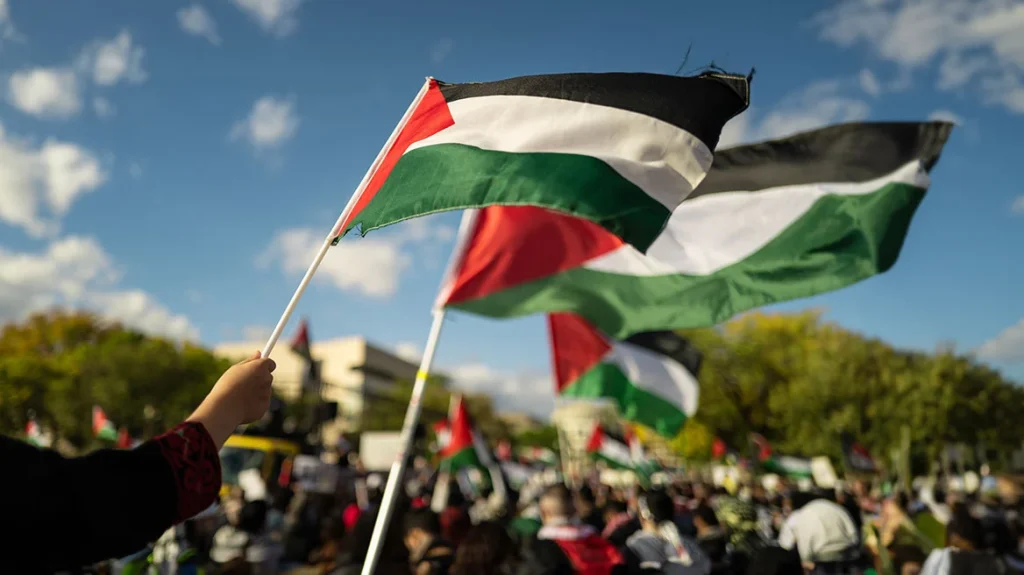 Ισπανία, Ιρλανδία και Νορβηγία αναγνωρίζουν το κράτος της Παλαιστίνης – Το Ισραήλ ανακαλεί τους πρεσβευτές του