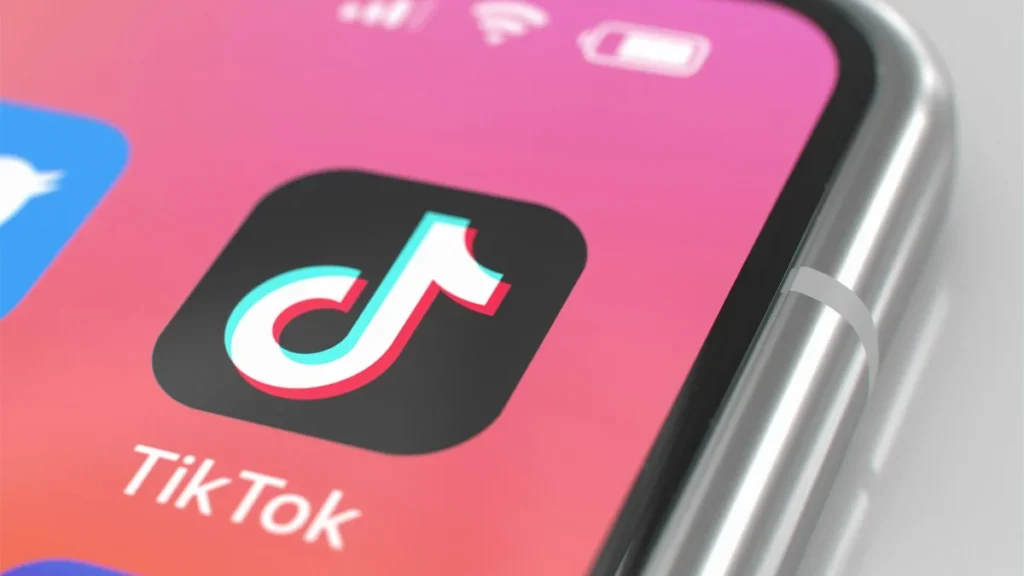 Αλβανία – Ράμα: Κλείνει το TikTok για ένα χρόνο μετά τη δολοφονία ενός εφήβου